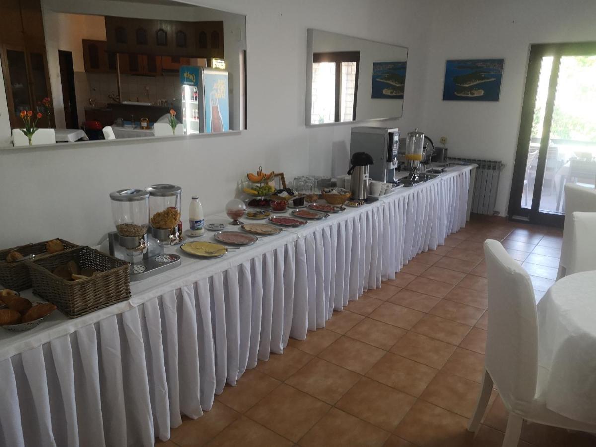 Bed & Breakfast Anita Medulin Extérieur photo
