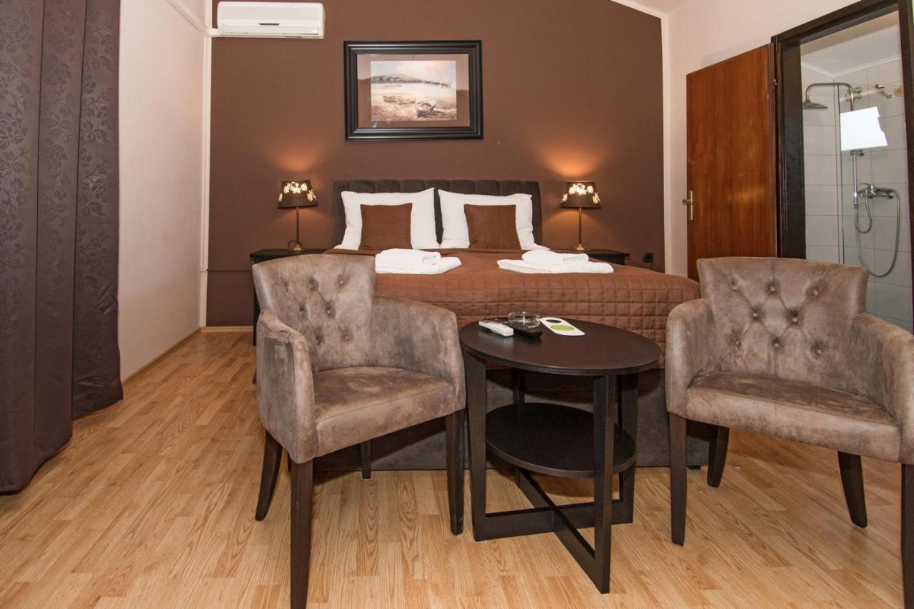 Bed & Breakfast Anita Medulin Extérieur photo